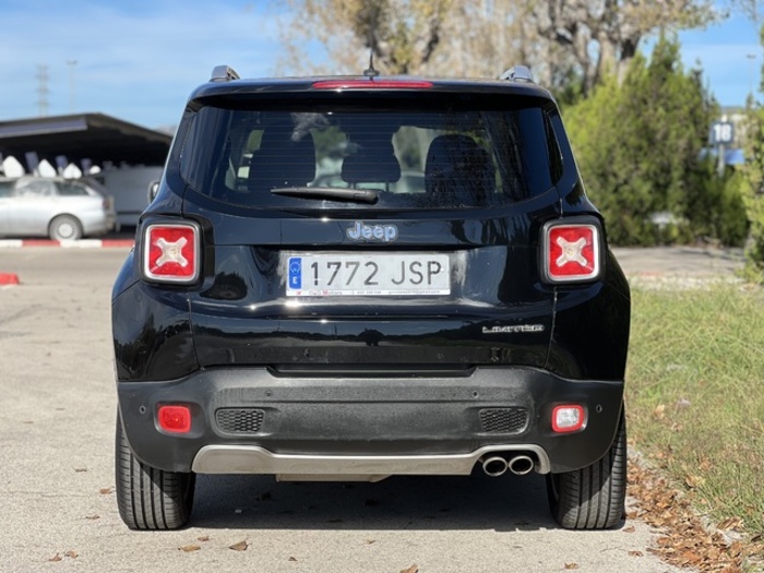 JeepRenegade 1.6 Multijet Longitude 4x2 88 kW (120 CV) Vehículo usado en Barcelona - 5 JeepRenegade 1.6 Multijet Longitude 4x2 88 kW (120 CV) Vehículo usado en Barcelona - 5