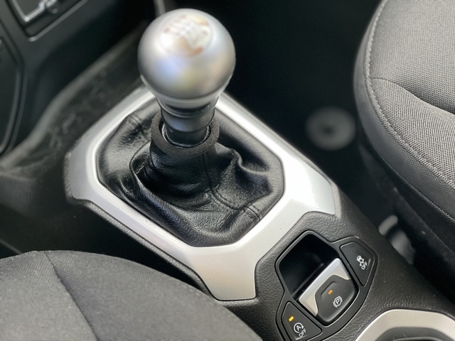 JeepRenegade 1.6 Multijet Longitude 4x2 88 kW (120 CV) Vehículo usado en Barcelona - 20