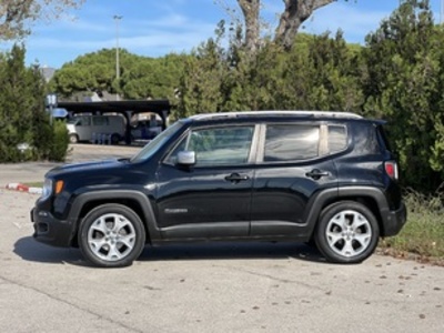 Jeep Renegade 1.6 Multijet Longitude 4x2 88 kW (120 CV) Jeep Renegade 1.6 Multijet Longitude 4x2 88 kW (120 CV)