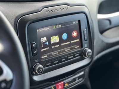 Jeep Renegade 1.6 Multijet Longitude 4x2 88 kW (120 CV) Jeep Renegade 1.6 Multijet Longitude 4x2 88 kW (120 CV)