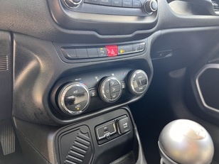 Jeep Renegade 1.6 Multijet Longitude 4x2 88 kW (120 CV)