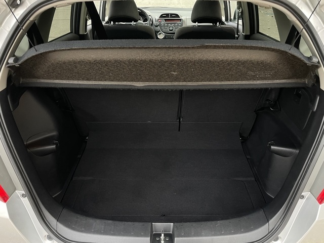 HondaJazz 1.4 i-VTEC Elegance 74 kW (100 CV) Vehículo usado en Barcelona - 9