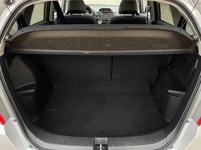 HondaJazz 1.4 i-VTEC Elegance 74 kW (100 CV) Vehículo usado en Barcelona - 9 HondaJazz 1.4 i-VTEC Elegance 74 kW (100 CV) Vehículo usado en Barcelona - 9