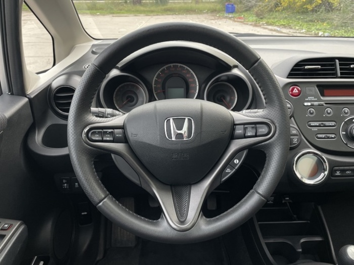 HondaJazz 1.4 i-VTEC Elegance 74 kW (100 CV) Vehículo usado en Barcelona - 15 HondaJazz 1.4 i-VTEC Elegance 74 kW (100 CV) Vehículo usado en Barcelona - 15