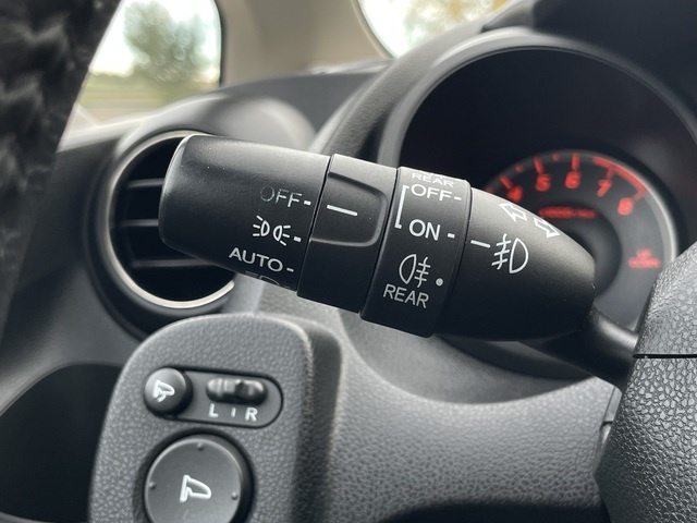 HondaJazz 1.4 i-VTEC Elegance 74 kW (100 CV) Vehículo usado en Barcelona - 19