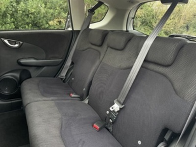 Honda Jazz 1.4 i-VTEC Elegance 74 kW (100 CV) Honda Jazz 1.4 i-VTEC Elegance 74 kW (100 CV)