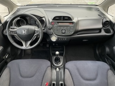 Honda Jazz 1.4 i-VTEC Elegance 74 kW (100 CV) Honda Jazz 1.4 i-VTEC Elegance 74 kW (100 CV)