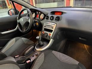 Peugeot 308 1.6 VTi Sport 88 kW (120 CV) Peugeot 308 1.6 VTi Sport 88 kW (120 CV)