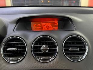 Peugeot 308 1.6 VTi Sport 88 kW (120 CV) Peugeot 308 1.6 VTi Sport 88 kW (120 CV)