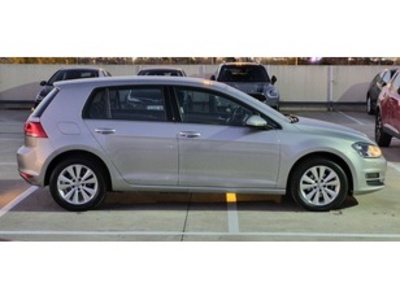 Volkswagen Golf Edition 1.2 TSI BMT 81 kW (110 CV) Volkswagen Golf Edition 1.2 TSI BMT 81 kW (110 CV)