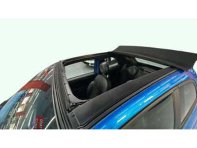 Fiat 500 1.0 Hybrid Sport 51 kW (70 CV) Fiat 500 1.0 Hybrid Sport 51 kW (70 CV)