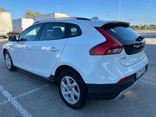Volvo V40 Cross Country D3 Momentum 110 kW (150 CV)