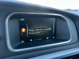 Volvo V40 Cross Country D3 Momentum 110 kW (150 CV)