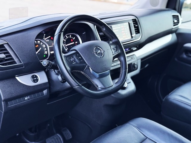 OpelZafira Life 2.0 Diésel L Business Elegance AT 130 kW (177 CV) Vehículo usado en Barcelona - 2