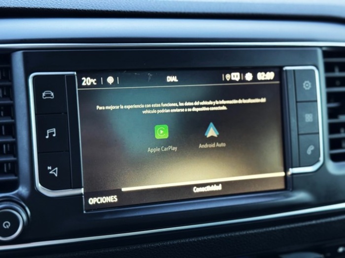 OpelZafira Life 2.0 Diésel L Business Elegance AT 130 kW (177 CV) Vehículo usado en Barcelona - 28 OpelZafira Life 2.0 Diésel L Business Elegance AT 130 kW (177 CV) Vehículo usado en Barcelona - 28