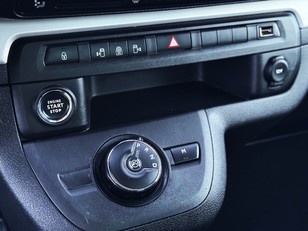 Opel Zafira Life 2.0 Diésel L Business Elegance AT 130 kW (177 CV)