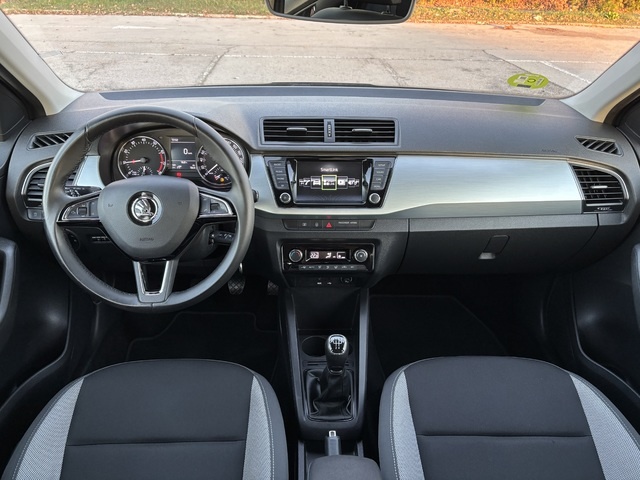 SkodaFabia 1.0 TSI Ambition 70 kW (95 CV) Vehículo usado en Barcelona - 11