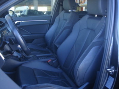 Audi Q3 Black line 45 TFSI quattro 169 kW (230 CV) S tronic Audi Q3 Black line 45 TFSI quattro 169 kW (230 CV) S tronic