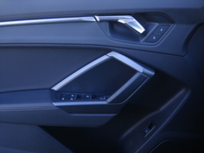 Audi Q3 Black line 45 TFSI quattro 169 kW (230 CV) S tronic Audi Q3 Black line 45 TFSI quattro 169 kW (230 CV) S tronic