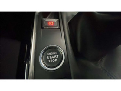 Peugeot 5008 PureTech 130 S&S Active Pack 96 kW (130 CV) Peugeot 5008 PureTech 130 S&S Active Pack 96 kW (130 CV)