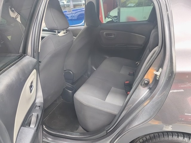 ToyotaYaris 70 Active 51 kW (69 CV) Vehículo usado en Barcelona - 9