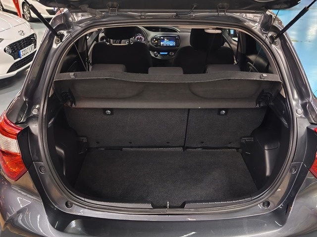 ToyotaYaris 70 Active 51 kW (69 CV) Vehículo usado en Barcelona - 10