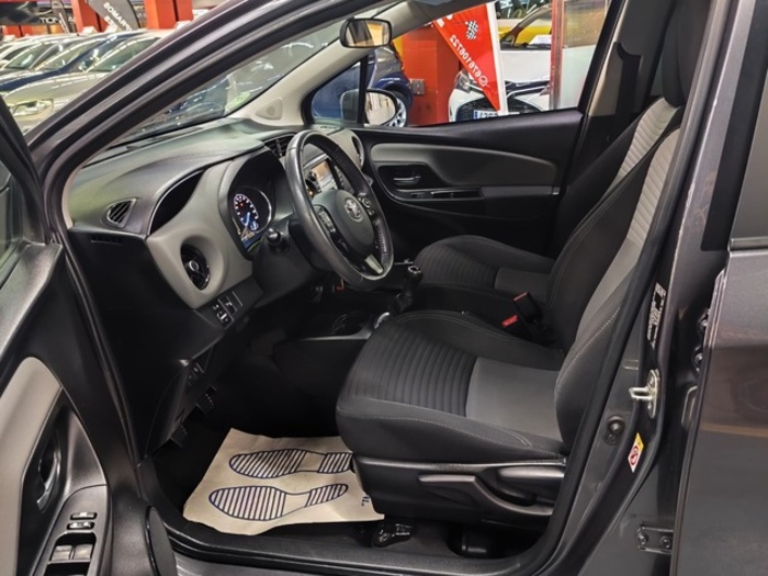 ToyotaYaris 70 Active 51 kW (69 CV) Vehículo usado en Barcelona - 11 ToyotaYaris 70 Active 51 kW (69 CV) Vehículo usado en Barcelona - 11