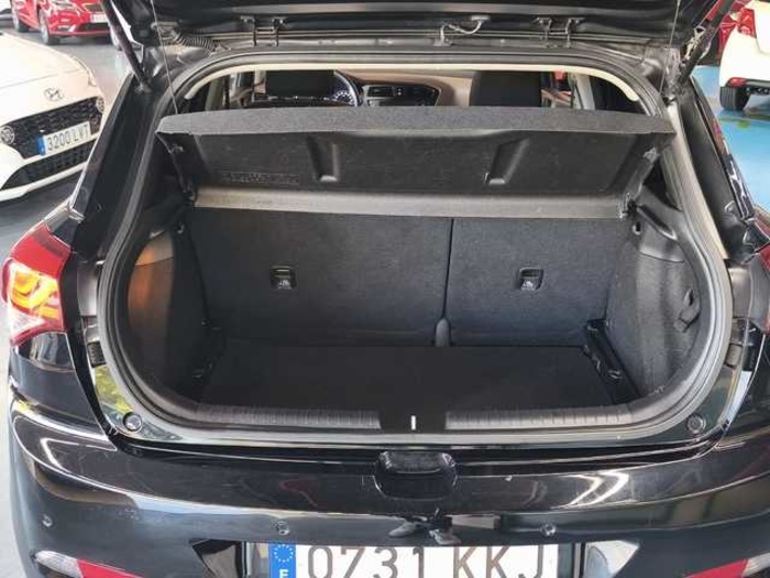 Hyundaii20 1.4 MPI Klass Auto 74 kW (100 CV) Vehículo usado en Barcelona - 8 Hyundaii20 1.4 MPI Klass Auto 74 kW (100 CV) Vehículo usado en Barcelona - 8