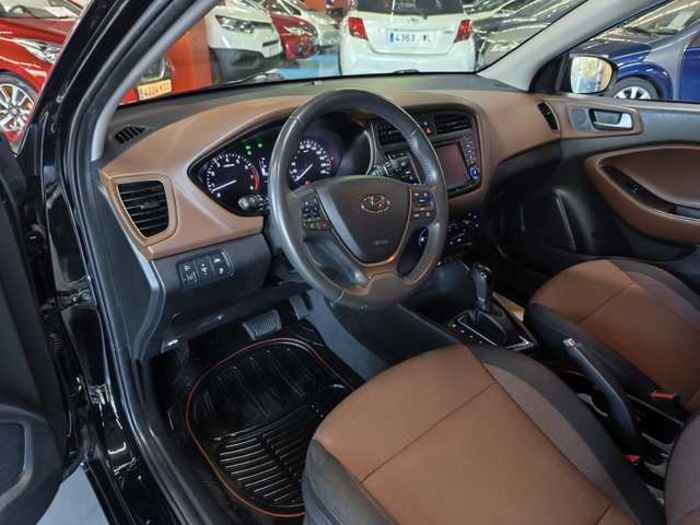 Hyundaii20 1.4 MPI Klass Auto 74 kW (100 CV) Vehículo usado en Barcelona - 9 Hyundaii20 1.4 MPI Klass Auto 74 kW (100 CV) Vehículo usado en Barcelona - 9