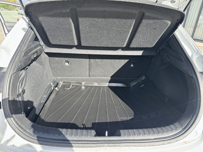 Kia XCeed 1.0 T-GDi Tech 88 kW (120 CV) - 6 Kia XCeed 1.0 T-GDi Tech 88 kW (120 CV) - 6