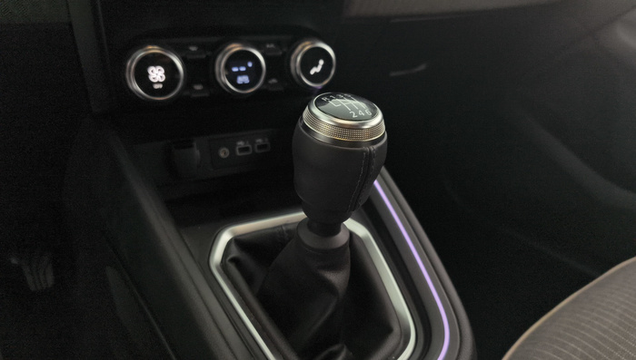 Renault Clio Techno Eco-G 74 kW (100 CV) - 23 Renault Clio Techno Eco-G 74 kW (100 CV) - 23