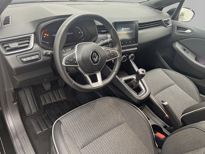 Renault Clio Zen TCe 66 kW (90 CV) - 4 Renault Clio Zen TCe 66 kW (90 CV) - 4