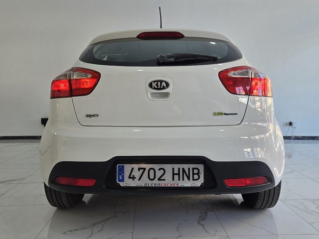 KiaRio 1.4 CVVT Eco Dynamics Drive 80 kW (109 CV) Vehículo usado en Barcelona - 5