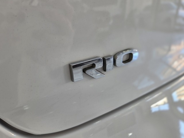 KiaRio 1.4 CVVT Eco Dynamics Drive 80 kW (109 CV) Vehículo usado en Barcelona - 10