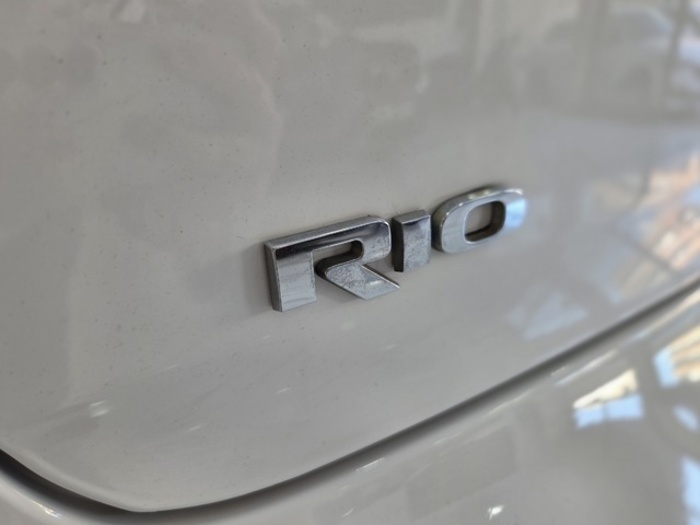 KiaRio 1.4 CVVT Eco Dynamics Drive 80 kW (109 CV) Vehículo usado en Barcelona - 10 KiaRio 1.4 CVVT Eco Dynamics Drive 80 kW (109 CV) Vehículo usado en Barcelona - 10