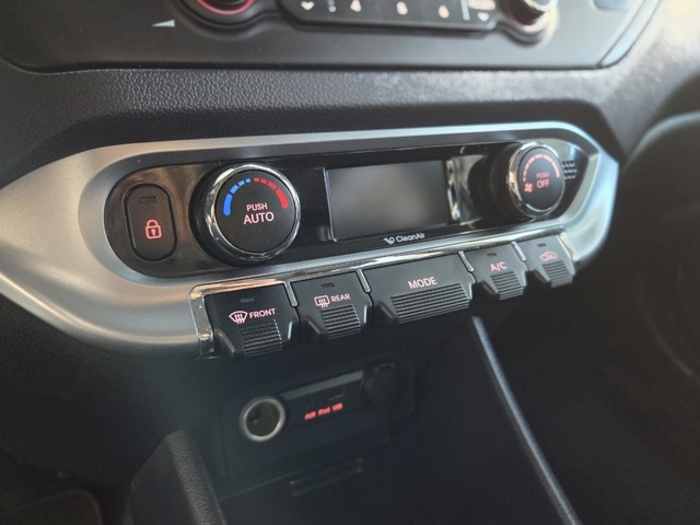 KiaRio 1.4 CVVT Eco Dynamics Drive 80 kW (109 CV) Vehículo usado en Barcelona - 18 KiaRio 1.4 CVVT Eco Dynamics Drive 80 kW (109 CV) Vehículo usado en Barcelona - 18