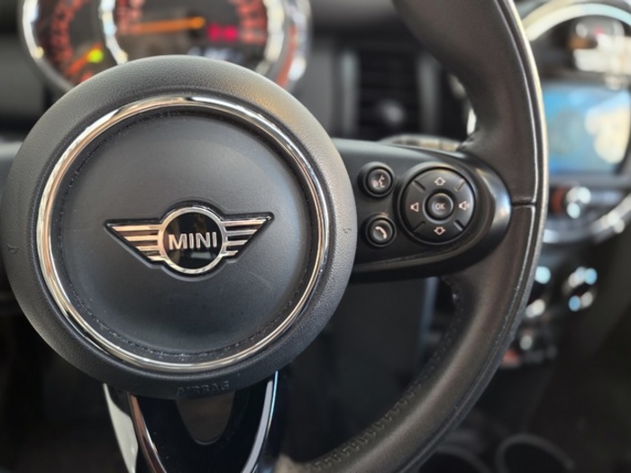 MINIMINI 5 Puertas One 75 kW (102 CV) Vehículo usado en Barcelona - 11 MINIMINI 5 Puertas One 75 kW (102 CV) Vehículo usado en Barcelona - 11