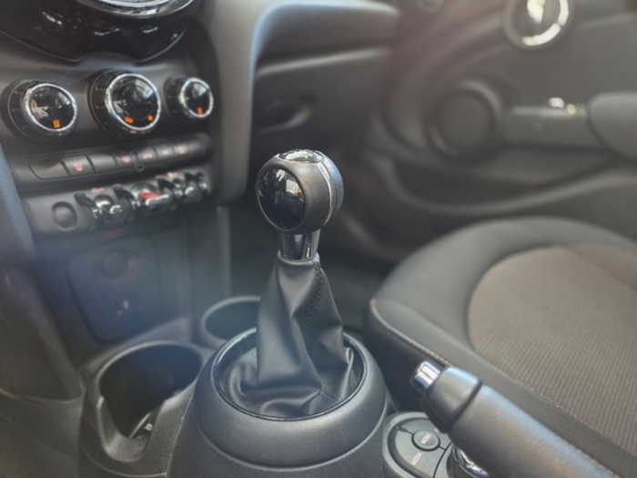 MINIMINI 5 Puertas One 75 kW (102 CV) Vehículo usado en Barcelona - 15 MINIMINI 5 Puertas One 75 kW (102 CV) Vehículo usado en Barcelona - 15