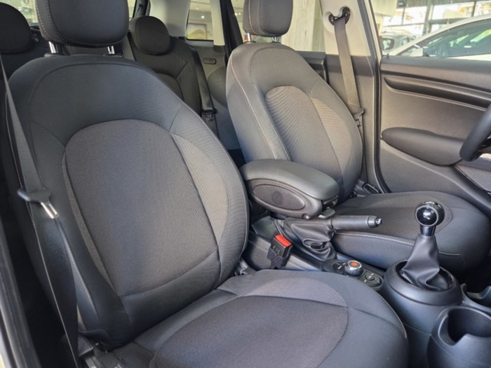 MINIMINI 5 Puertas One 75 kW (102 CV) Vehículo usado en Barcelona - 20 MINIMINI 5 Puertas One 75 kW (102 CV) Vehículo usado en Barcelona - 20