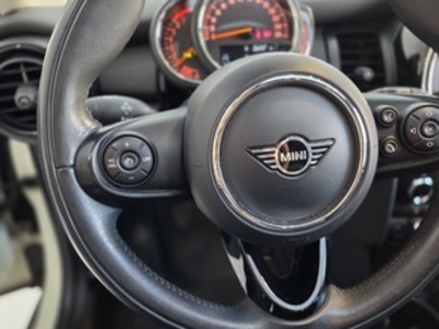 MINI MINI 5 Puertas One 75 kW (102 CV) MINI MINI 5 Puertas One 75 kW (102 CV)