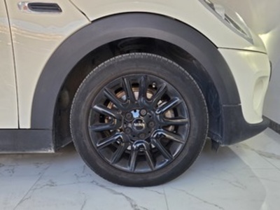 MINI MINI 5 Puertas One 75 kW (102 CV) MINI MINI 5 Puertas One 75 kW (102 CV)