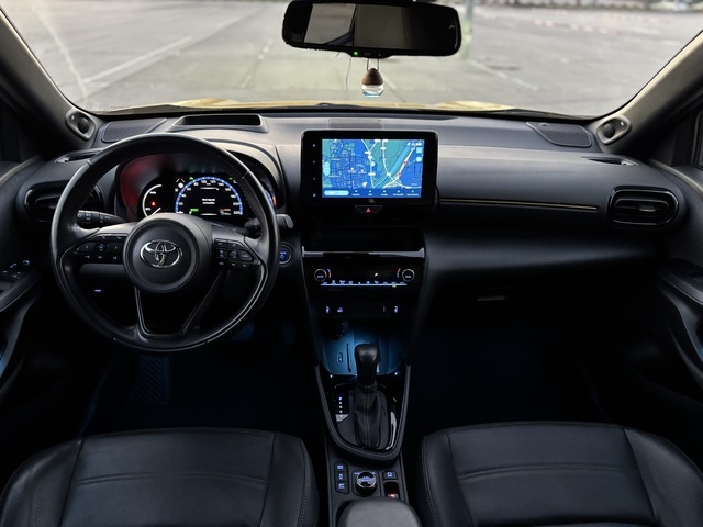 ToyotaYaris Cross 120H Premiere Edition 85 kW (116 CV) Vehículo usado en Barcelona - 11