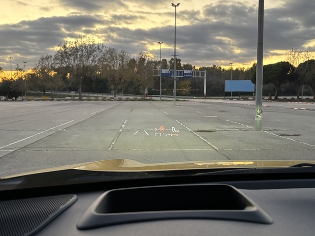 ToyotaYaris Cross 120H Premiere Edition 85 kW (116 CV) Vehículo usado en Barcelona - 15