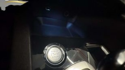 Peugeot 3008 Hybrid 225 Allure Pack e-EAT8 165 kW (225 CV) Peugeot 3008 Hybrid 225 Allure Pack e-EAT8 165 kW (225 CV)