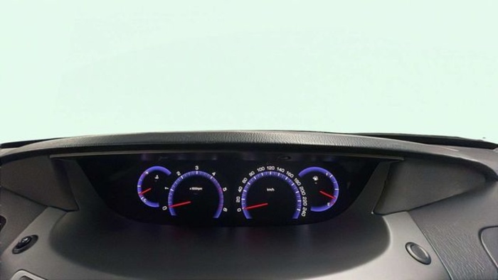 SsangyongRodius D22T Limited 131 kW (178 CV) Vehículo usado en Barcelona - 8 SsangyongRodius D22T Limited 131 kW (178 CV) Vehículo usado en Barcelona - 8