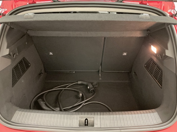 Renault Megane Equilibre EV40 Standard Charge E-Tech 96 kW (130 CV) - 6 Renault Megane Equilibre EV40 Standard Charge E-Tech 96 kW (130 CV) - 6