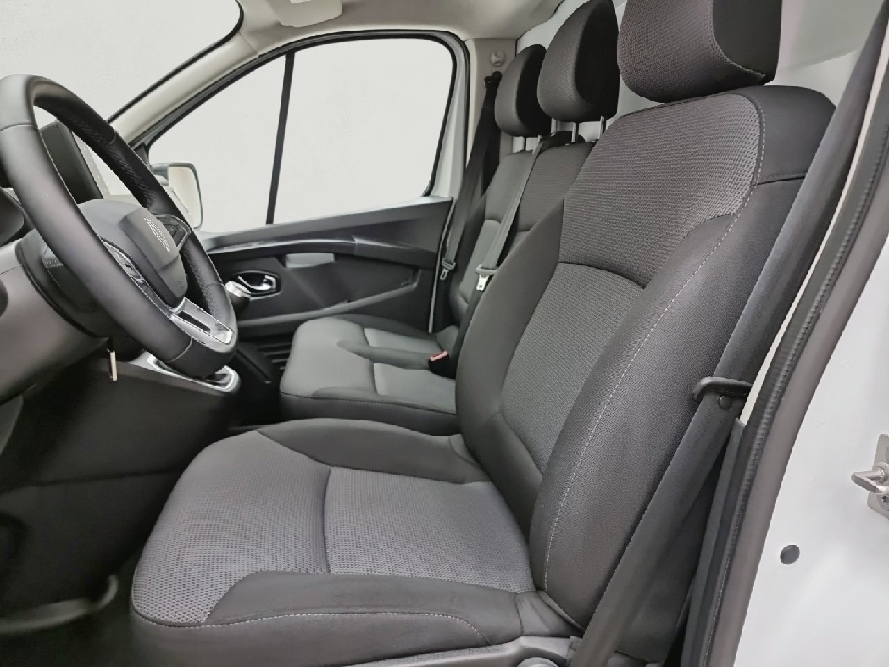 Renault Trafic Furgon L1H1 Blue dCi 96 kW (130 CV) - 9