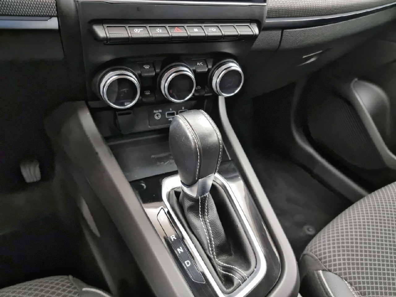 Renault Arkana Zen TCe 103 kW (140 CV) EDC Microhíbrido - 10