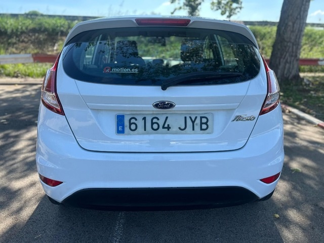 FordFiesta 1.5 TDCi Trend+ 63 kW (85 CV) Vehículo usado en Barcelona - 4