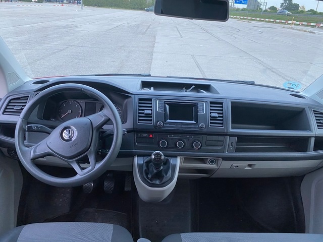 VolkswagenMultivan Outdoor Corto 2.0 TDI BMT 75 kW (102 CV) Vehículo usado en Barcelona - 12